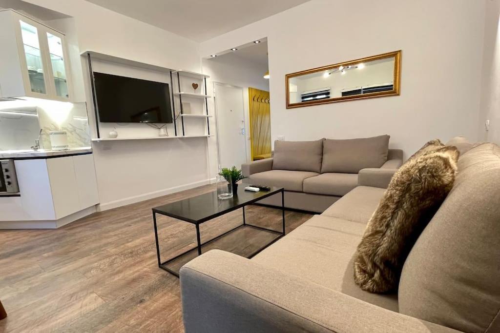 53° Bs Skanderbeg City Center Comfort ติรานา ภายนอก รูปภาพ