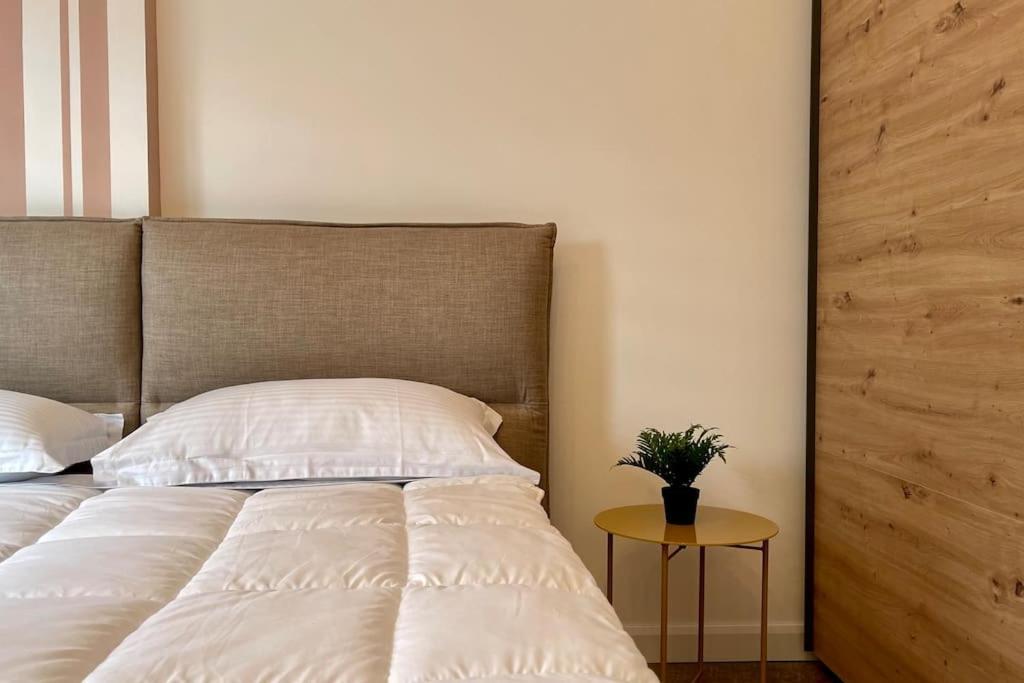 53° Bs Skanderbeg City Center Comfort ติรานา ภายนอก รูปภาพ